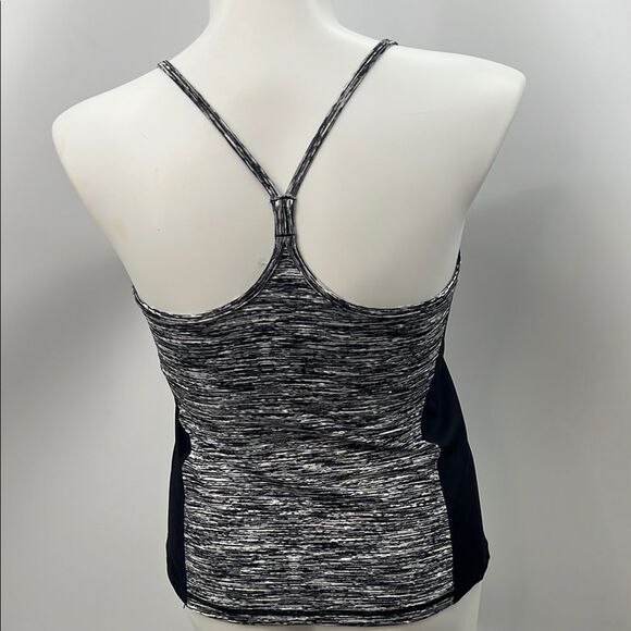 CAbi Gray Athletic Large Tank Top - Picture 4 of 4